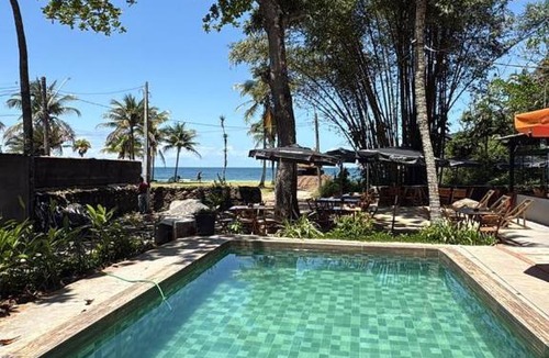 Guaiuba Hotel | Raizes do Mar Hotel - Pé Na Areia - Opções de Suites com Ofuro Aquecido, SPA Privativo, Vista ao Mar ou Montanha, com Estacionamento e Café Incluso