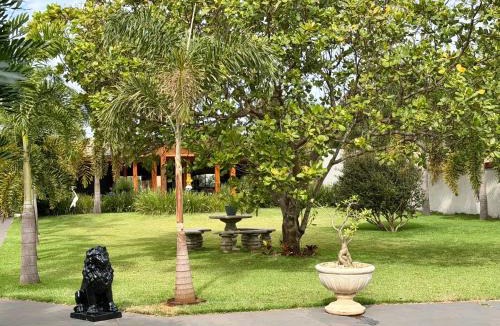 Olimpia House | Recanto Quinta das Palmeiras, Casa com Piscina Aquecida, até 16 pessoas, Perto do Thermas, Olímpia-SP