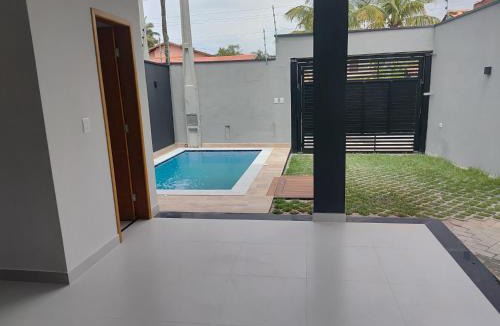 Indaia House | Refúgio 1 Praia Indaia Bertioga 150 mts do mar