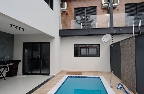 Indaia House | Refúgio 2 Praia Indaiá Bertioga 150 mts do mar