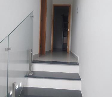 Indaia House | Refúgio 4 Praia Indaiá Bertioga 150 mts da praia