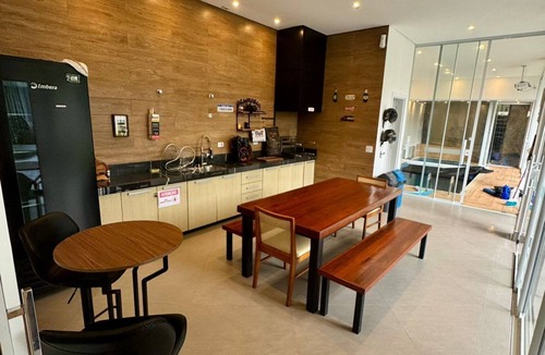 Caieiras House | Refuge Cantareira