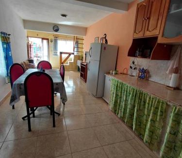 Gobernador Gregores House | Refugio del Viento