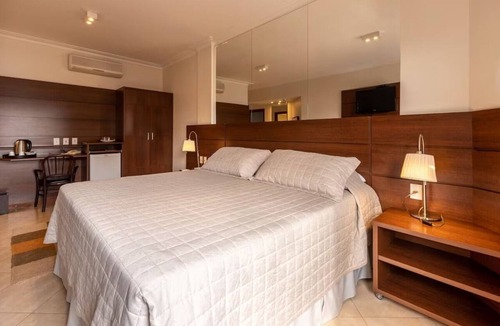 Centro Hotel | Relax in Stylish Room l Rooftop & Pool Access l Free Breakfast