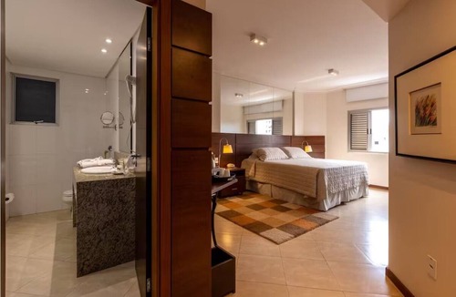Centro Hotel | Relax in Stylish Room l Rooftop & Pool Access l Free Breakfast