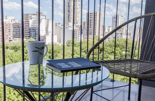 La Perla Apartment | Renovated modern studios just meters from the sea