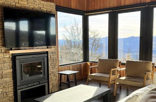 Lanin National Park House | RentUp - Casa de lujo Ski in out en Las Pendientes con vistas unicas