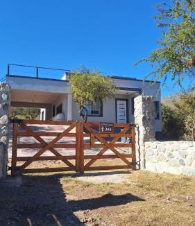Carpinteria House | Residencia Olivia