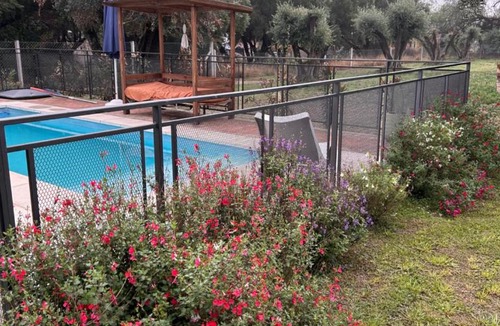 Carpinteria House | "Rincón de Olivos" Alojamiento entero en complejo con piscina