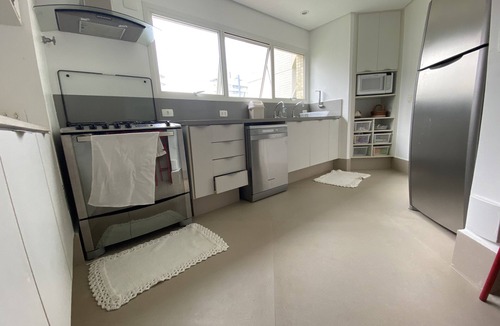 Bertioga Apartment | Riviera de Sao Lourenço: 5 bedrooms and 5 bathrooms! By the Sea