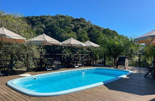 Blumenau House | Sítio Volmir - Piscina e Campo de Futebol