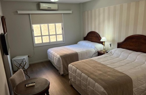 San Nicolas de los Arroyos Hotel | San Nicolas Plaza