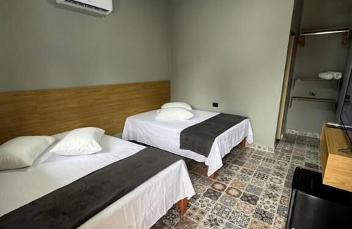 Jardim Vitoria Hotel | Santa Clara Pousada