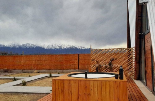 La Consulta Villa | Serene 1-bedroom villa with private open air hottub in charming La Consulta