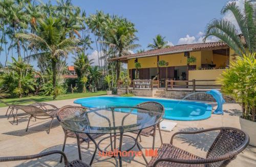 Mambucaba House | Seu refúgio com piscina, área verde e Churrasqueira