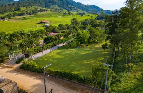 Caruru House | Seu Refúgio Rural Piscina Privativa e Natureza