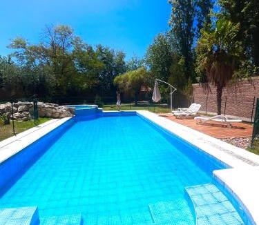 Guaymallen House | Shangri la - Casa y Pileta Privada