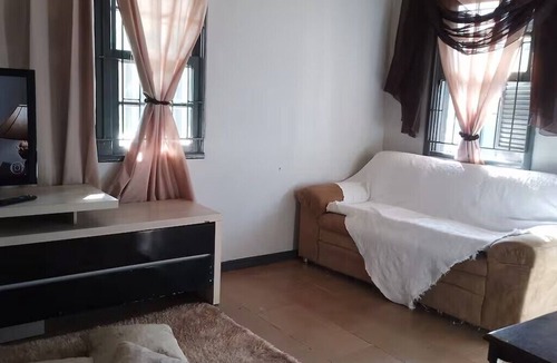 Matinhos House | Shared house 400 meters from the beach.