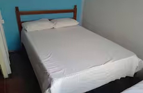 Matinhos House | Shared house 400 meters from the beach.
