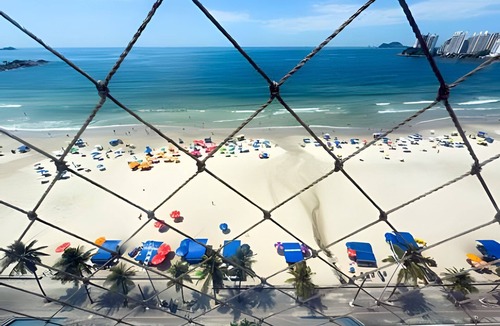 Pitangueiras Apartment | SHB - Wake up the blue of sea outside your window