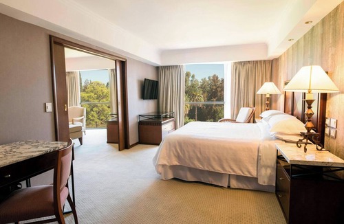 La Lonja Hotel | Sheraton Pilar Hotel and Convention Center