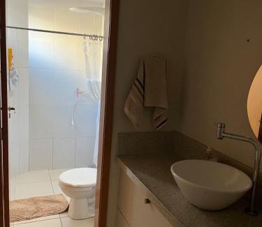 Coqueiral Apartment | Show Rural - Apartamento em Cascavel, até 5 Pessoas