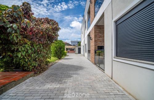 Ingleses Centro Apartment | SJS - Condominium near the Beach of the English