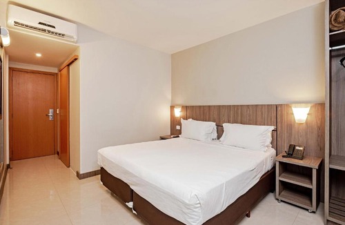 Jardim das Americas Hotel | Slim Hotel Curitiba Av das Torres