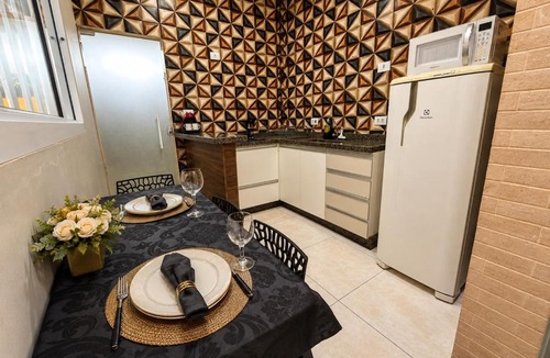 Ourinhos House | Sobrado central | Ar, 4 camas, Wi-Fi 800Mb