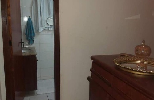 Boqueirao House | Sobrado em ambiente familiar silencioso