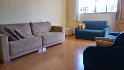 Do Quilombo House | Sobrado Parque Mae Bonifacia 4 suites com ar e piscina