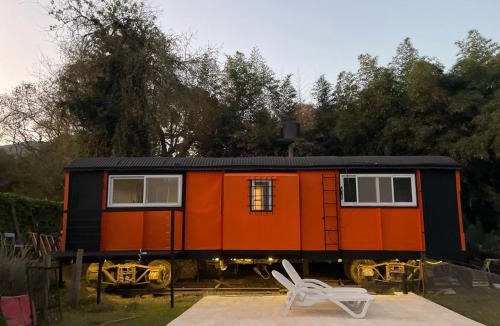 Villa San Lorenzo House | SOBRE RIELES VAGON