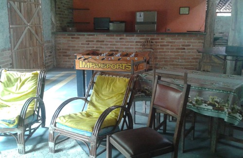Caldas House | Solarium Farm with 19 bedrooms, party hall, field, swimming pool, all paved access.