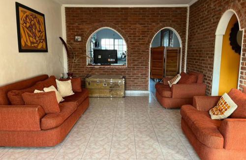 Chivilcoy House | Spacious 3BDR house in Chivilcoy with swimming pool and view