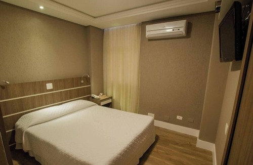 Matriz Hotel | Spacious and Comfortable Modern Suite
