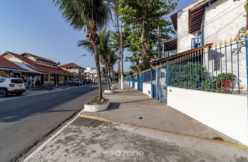 Pero Apartment | Spacious House 300m From Praia do Pero - Vvp0027