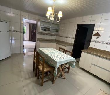 Zona Industrial Norte House | Spacious house with air-conditioning 3 km from BR 101