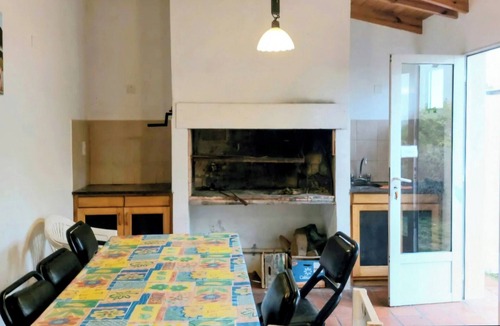 Chascomus House | Splendid house, very bright, 3 bedrooms, 3 bathrooms, kitchen, barbecue. Courtyard