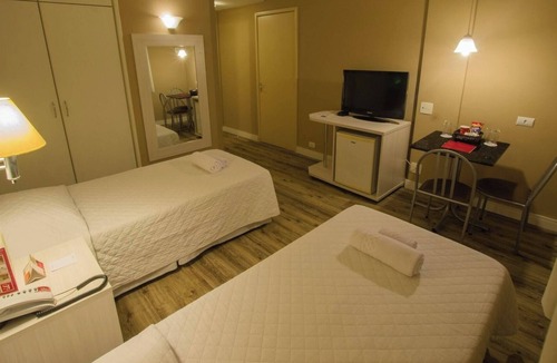 Matriz Hotel | Stay Close to Curitiba’s Highlights in This Executive Double Twin Room Downtown