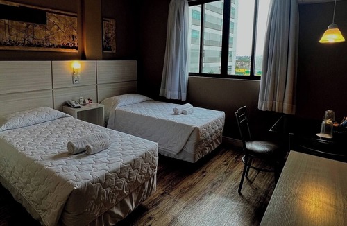 Matriz Hotel | Stay Close to Curitiba’s Highlights in This Executive Double Twin Room Downtown