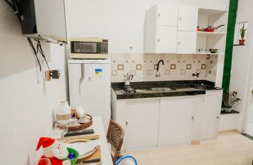 Prea Apartment | Studio à 400m mar,cozinha completa, wi-fi 95mbs ideal para casais