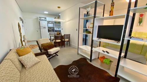 Torres Apartment | Studio 150m do mar | Ar | Piscina | Aceita Pet