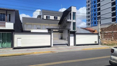 Picarras Apartment | Studio aconchegante com piscina a 350m da praia