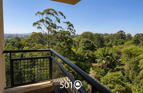 Cotia Apartment | Studio c/a Melhor Vista do Prédio na Granja Viana