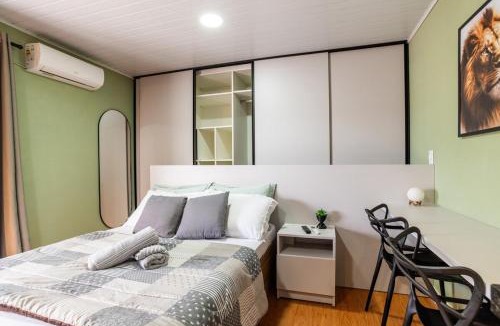 Novo Hamburgo Apartment | Studio c AC, Piscina e Café Novo Hamburgo
