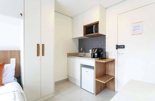Cerqueira Cesar Apartment | Studio em frente ao Hospital das Clinicas | ZJ102