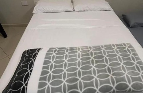 Sao Braz Apartment | Studio há poucos minutos do parque Barigui e Universidades da região