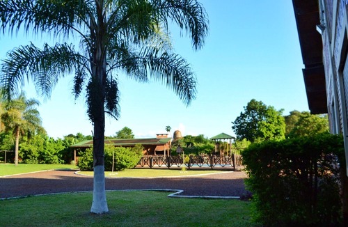 Zona Granja Apartment | Studio in Iguazu for 3 guests Pool and Nature Await You