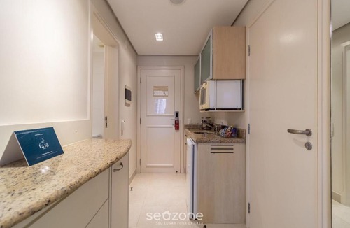 Jurere Apartment | Studio in seaside resort Jurerê Beach JBV165