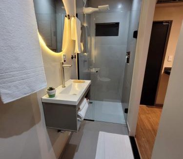 Ribeirao Preto Apartment | Studio Moderno e Prático Wi-Fi Rápido e AC